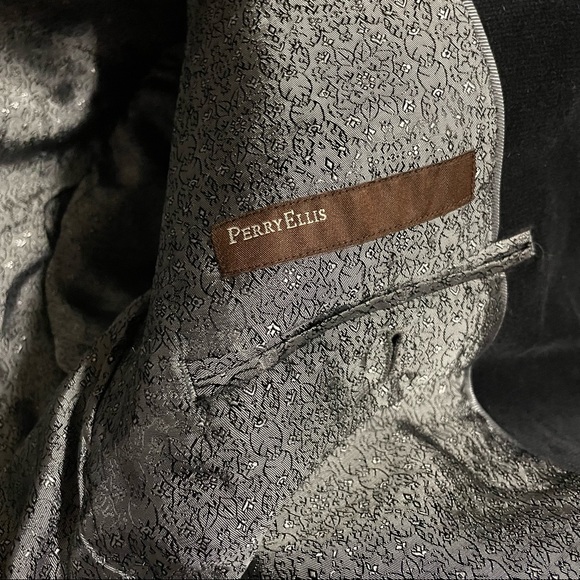 Perry Ellis Sport Coat - Picture 6 of 7